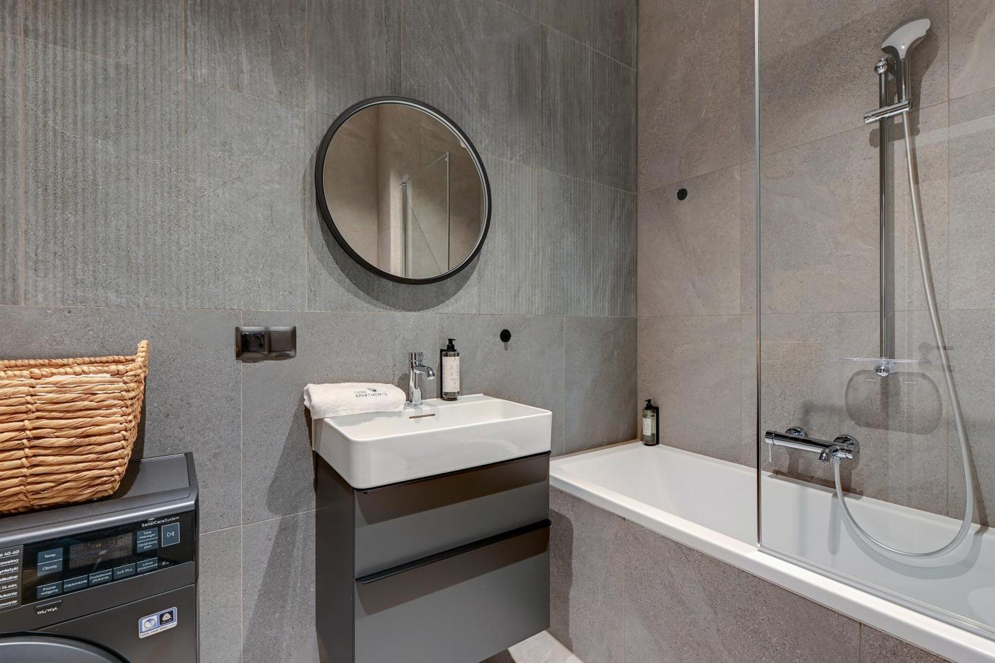 Scala City Center Apartments & Studios By Lion Apartments Gdansk Exterior photo